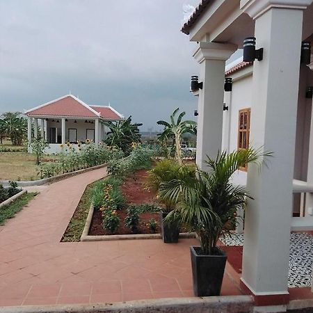 Koh Ker Hotel And Restaurant Phumi Moreal Exterior foto