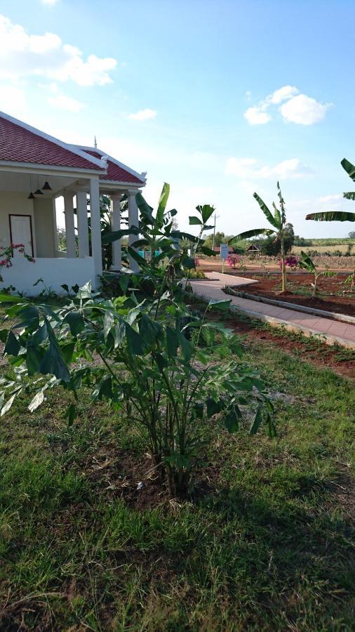 Koh Ker Hotel And Restaurant Phumi Moreal Exterior foto